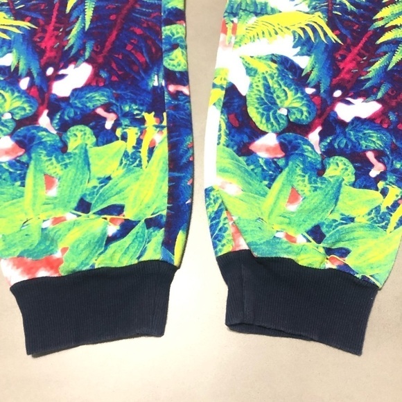 JUICY COUTURE RARE Tropical Floral Print Joggers - Picture 5 of 9